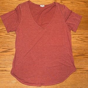 Garage Heather Red T-shirt large